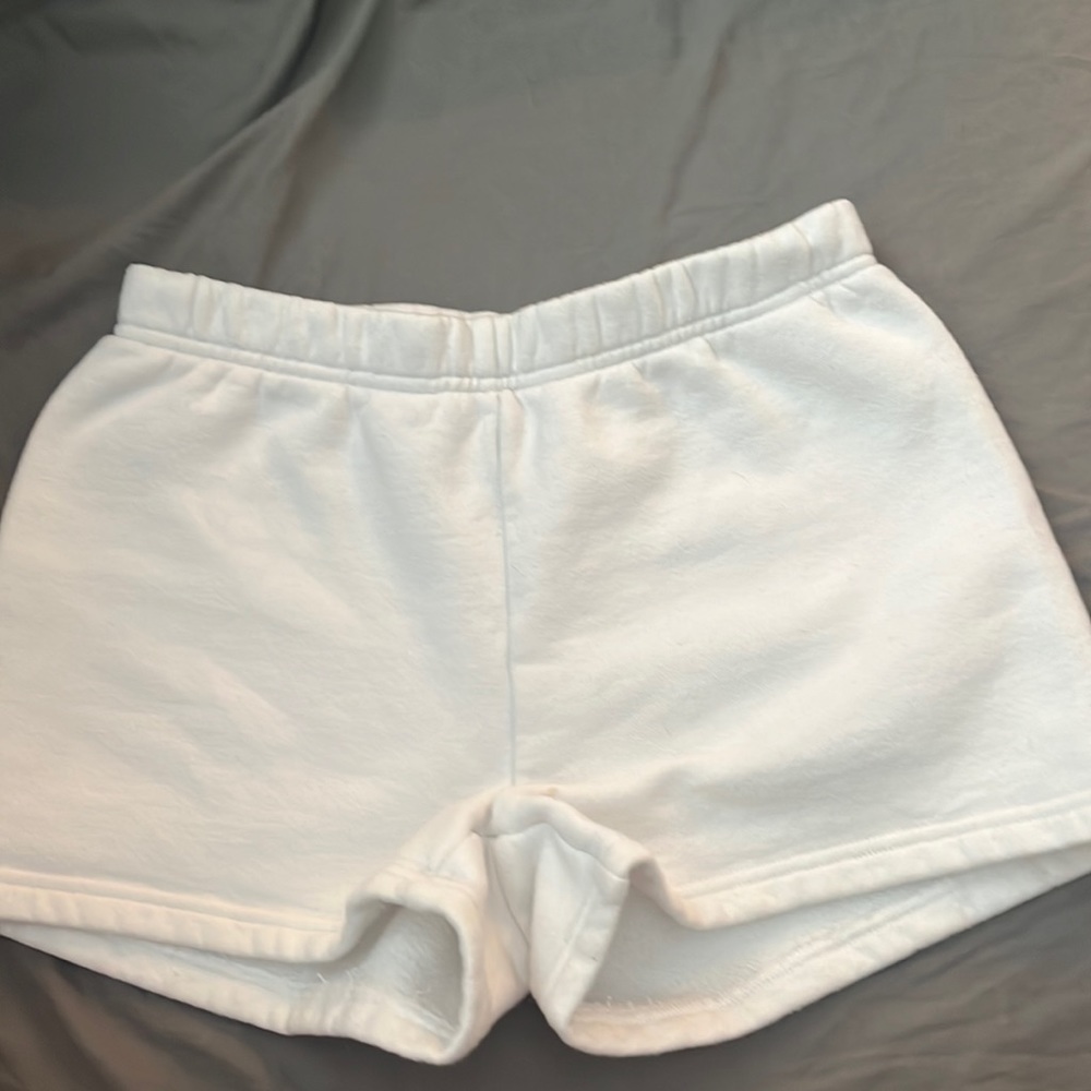 aritzia tna sweatshorts